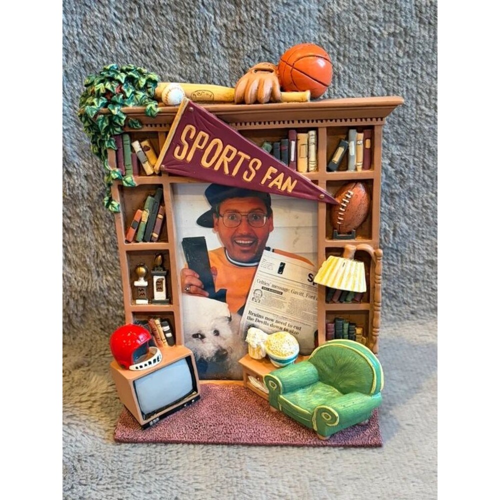 3D Sports Fan Picture Photo Frame Resin Desktop Standing TV Armchair Vintage